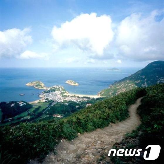 본문 이미지 - 용의 등이라는 의미를 지닌 드래곤스백(이미지제공=홍콩관광청)ⓒ News1