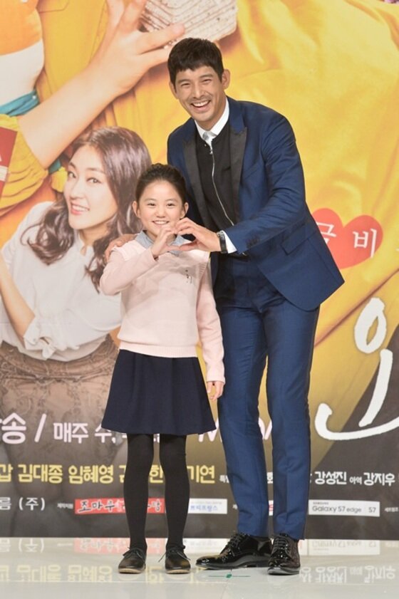 본문 이미지 - 허정은, 오지호(오른쪽)가 '오 마이 금비'에서 부녀 호흡을 맞춘다. ⓒ News1star / KBS