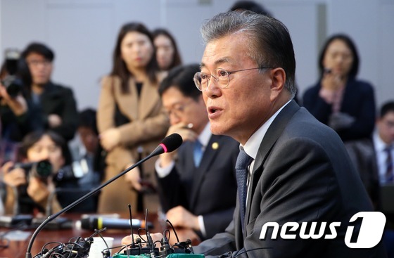 문재인 "박 대통령 조건없는 퇴진 때까지 퇴진운동"