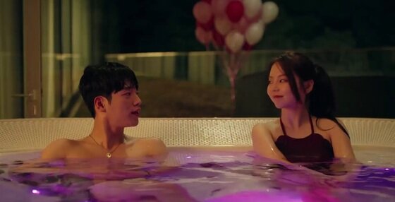 본문 이미지 - 서강준과 안소희가 단 둘이 있는 모습이 포착됐다. ⓒ News1star / tvN