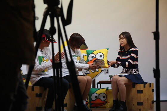 본문 이미지 - 뉴스1스타가 '알비덕' 촬영 현장을 방문했다ⓒ News1star/ RBW