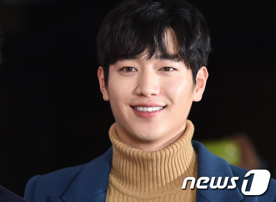 (서울=뉴스1스타) 고아라 기자 = 배우 서강준이 4일 오후 서울 CGV 청담씨네시티에서 열린 tvN 금토드라마 ’안투라지’(극본 서재원, 권소라 / 연출 장영우) 특별판 사전 시 …