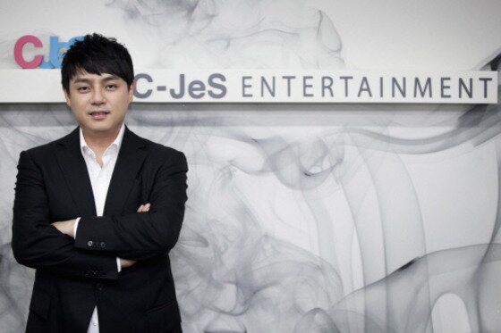 본문 이미지 - 백창주 대표가 박유천 성폭행 무고 관련 공판에 모습을 드러냈다. ⓒ News1star / 씨제스 엔터테인먼트 제공