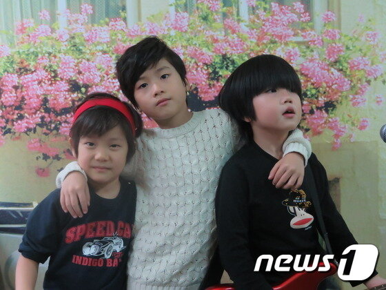 본문 이미지 - 동물을 사랑하는 마음 하나로 뭉친 어린이 록밴드 '키즈걸'ⓒ News1