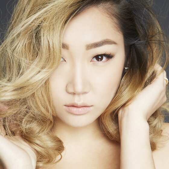 본문 이미지 - 에스나는 26일 오전 0시 각종 음원사이트를 통해 새 디지털 싱글앨범 '어텐션(Attention)'을 발표했다.ⓒ News1star/ RBW