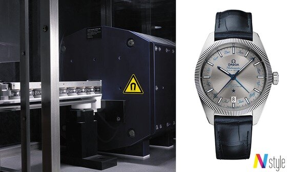 본문 이미지 - &lt;사진=오메가, 오메가의 마스터 크로노미터 자기장 테스트&#40;왼쪽&#41;와 글로브마스터 마스터 크로노미터 애뉴얼 캘린더&gt; ⓒ News1