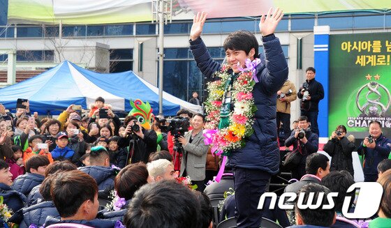 본문 이미지 - 전북 현대의 최철순. 2016.12.3/뉴스1 ⓒ News1 문요한 기자