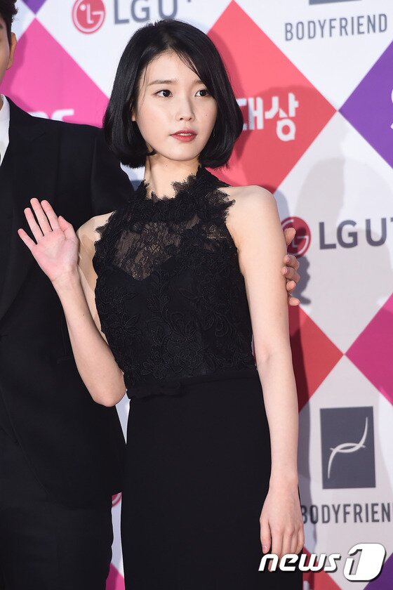 본문 이미지 - 가수 아이유가 장기하와 결별했다. ⓒ News1starDB