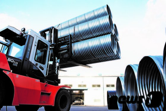 본문 이미지 - ㈜픽슨에서 생산된 파형 강관.(픽슨 제공)2016.12.6/뉴스1 ⓒ News1 서순규 기자