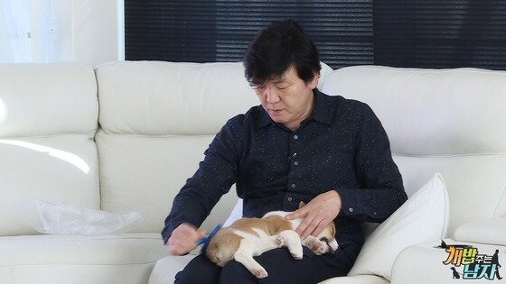 본문 이미지 - '개밥남' 주병진이 삼둥이를 키우고 있다. ⓒ News1star/ 채널A