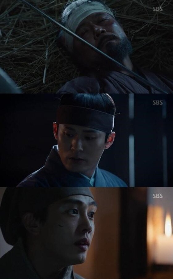 본문 이미지 - '육룡이 나르샤' 조말생이 이성계에게 칼을 겨누며 첫 등장을 알렸다.ⓒ News1star/ SBS '육룡이 나르샤' 방송화면 캡처