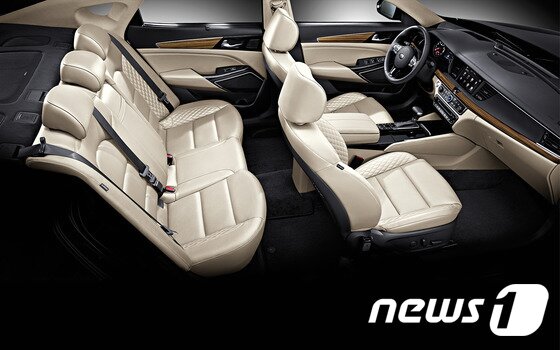 본문 이미지 - 올 뉴 K7 내부디자인ⓒ News1