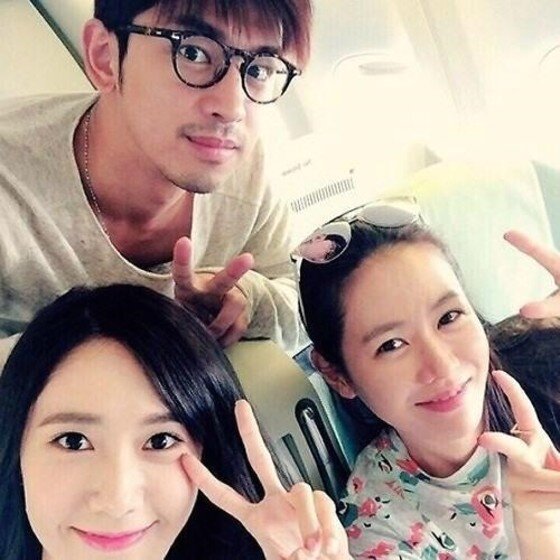 본문 이미지 - 진백림이 송지효와 중국판 '우리 결혼 했어요'에 출연하는 가운데 윤아·손예진과 찍은 사진이 재조명되고 있다.ⓒ News1star/ 손예진 인스타그램