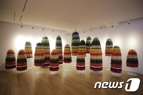 본문 이미지 - 'COLOR YOUR LIFE-색, 다른 공간 이야기'전 전시전경 (사진제공 대림미술관)