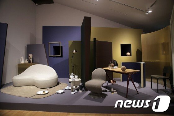 본문 이미지 - 'COLOR YOUR LIFE-색, 다른 공간 이야기'전 전시전경 (사진제공 대림미술관)