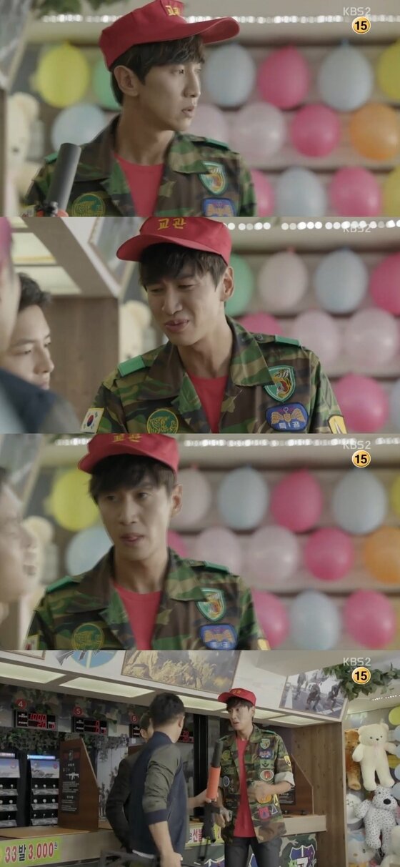 본문 이미지 - 배우 이광수가 미친 존재감을 드러냈다. ⓒ News1star/KBS2 &#39;태양의 후예&#39; 캡처