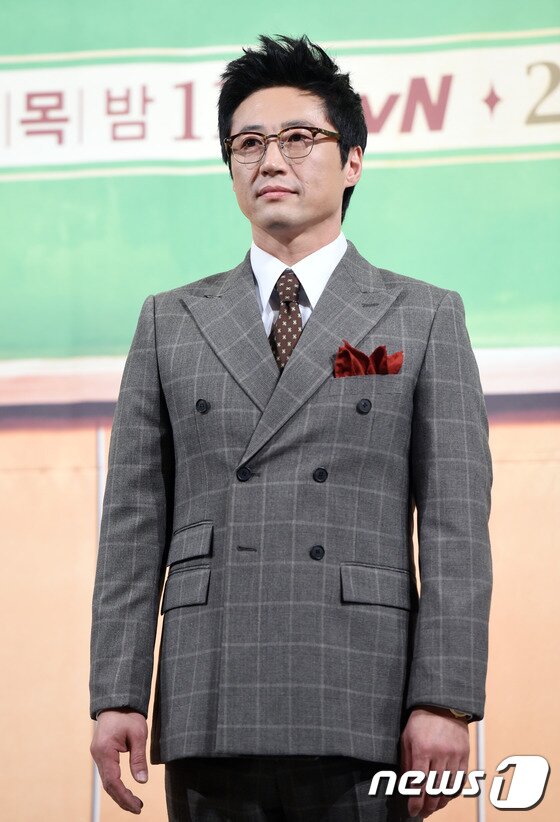 본문 이미지 - 배우 박신양이 출연하는 드라마 '동네변호사 조들호' 측이 표절 의혹에 반박했다. ⓒ News1star 권현진 기자