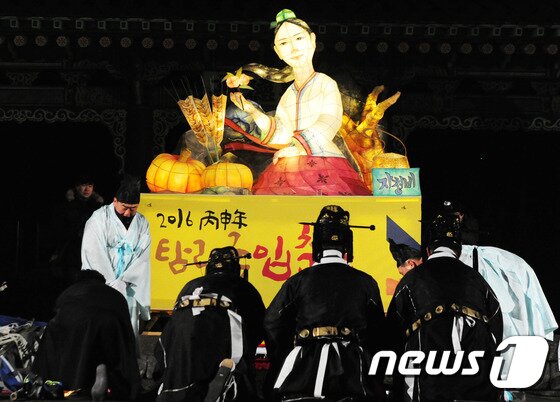 본문 이미지 -  자청비 신화가 등장하는 탐라국 입춘굿(자료사진)/뉴스1