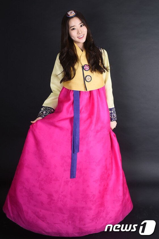 본문 이미지 - 멜로디데이 차희가 한복에도 발랄한 매력을 드러냈다. ⓒ News1star 고아라 기자