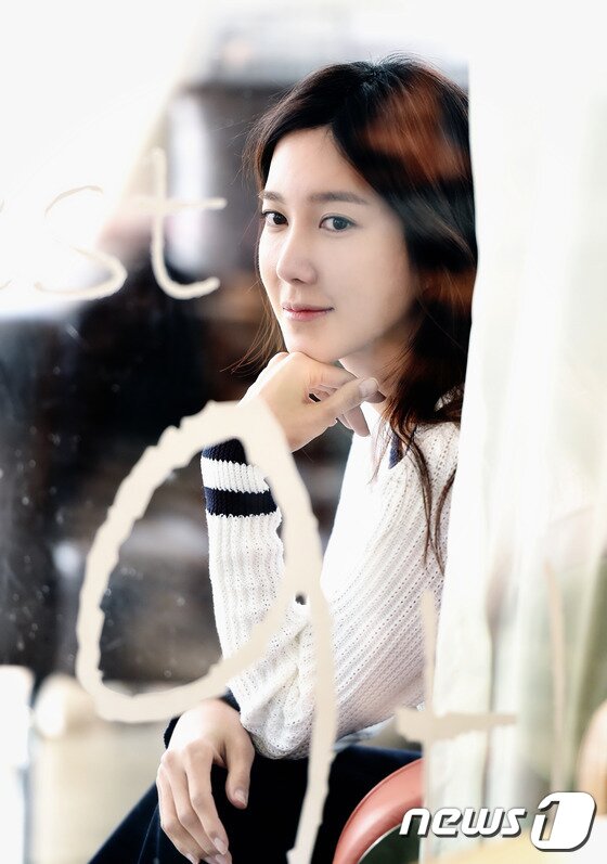 본문 이미지 - 이지아가 인터뷰를 통해 솔직한 생각을 밝혔다. ⓒ News1star/ 권현진 기자