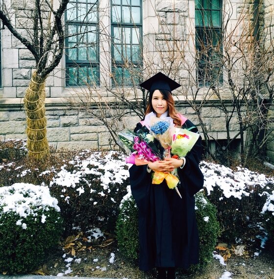 본문 이미지 - 가수 진주가 이화여대 대학원을 졸업했다. ⓒ News1star / 팔로우엔터테인먼트