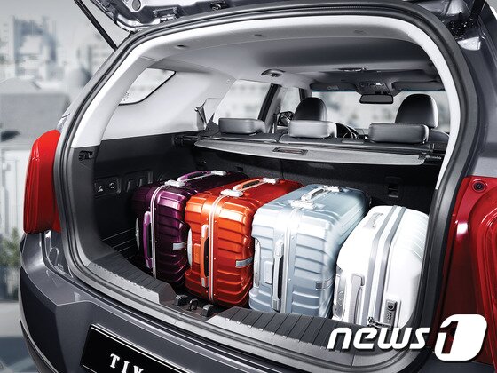 본문 이미지 - 쌍용차 '티볼리에어' 트렁크ⓒ News1