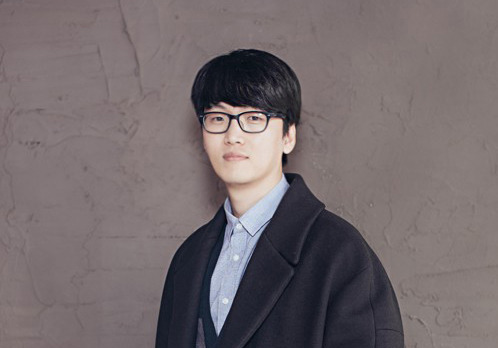 "여혐 꼬집고 추앙받던 황석희의 실체는 뭐냐"…성범죄 의혹에 '위선' 시선