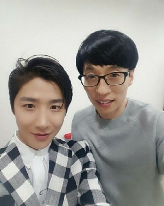 본문 이미지 - 테이크 김도완이 유재석과 인증샷을 찍었다. ⓒ News1star / 김도완 인스타그램