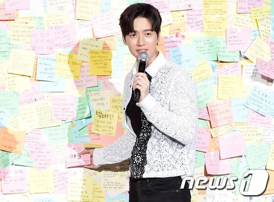 본문 이미지 - 배우 박해진 소속사가 연탄봉사 선처 없이 악플러들에 강경 대응할 것이라고 말했다. ⓒ News1star / 권현진 기자