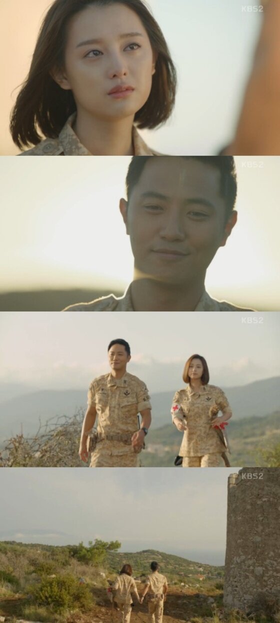 본문 이미지 - '태양의 후예' 진구와 김지원이 사이에 불길한 기운이 감돌았다.  ⓒ News1star / KBS2 '태양의 후예' 캡처