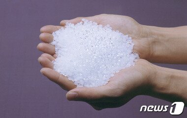 본문 이미지 - 폴리에틸렌(한화케미칼 제공). ⓒ News1