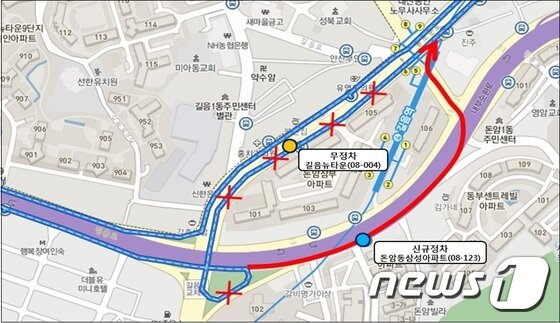 본문 이미지 - 변경된 서울 153번 시내버스 노선도. 길음교 교차로에서 P턴하지 않고 직진후 좌회전하는 경로로 변경되고 기존 길음뉴타운 정류소 대신 돈암동삼성아파트 정류소를 경유하게된다. ⓒ News1