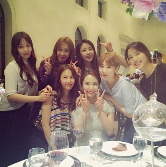 본문 이미지 - 쥬얼리 멤버들이 박정아의 결혼을 축하했다. ⓒ News1star / 예원 인스타그램