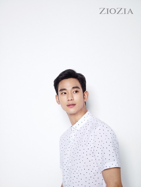 본문 이미지 - ‘김수현 여름 화보’&#40;이미지제공=지오지아&#41;ⓒ News1