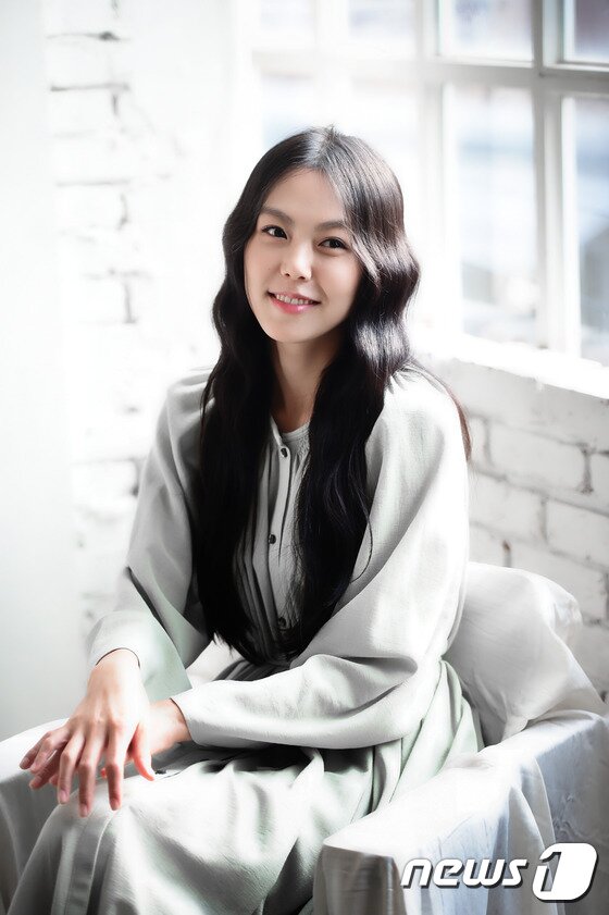 본문 이미지 - 김민희가 17일 극비 귀국했다는 소식이 전해졌다. ⓒ News1star/ 권현진 기자