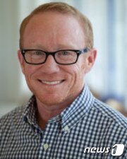 본문 이미지 - 토마스 코플린(53) 휘트먼워커헬스  치료사 /출처=휘트먼 워커헬스 재단 ⓒ News1