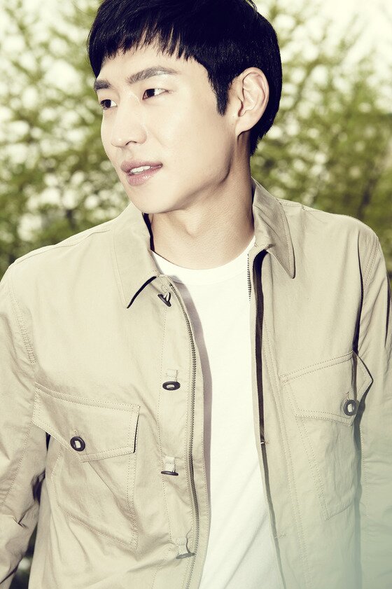 본문 이미지 - 배우 이제훈이 최근 예능 출연 소감을 전했다. ⓒ News1star / CJ 엔터테인먼트