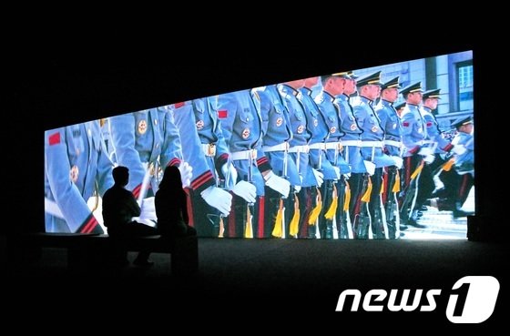 &#39;군대:60만의 초상&#39;의 설치 모습 ⓒ News1