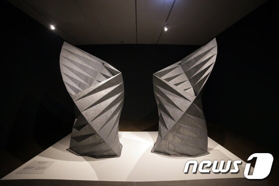 본문 이미지 - '헤더윅 스튜디오: 세상을 변화시키는 발상''  전시장 모습.  (디뮤지엄 제공) ⓒ News1