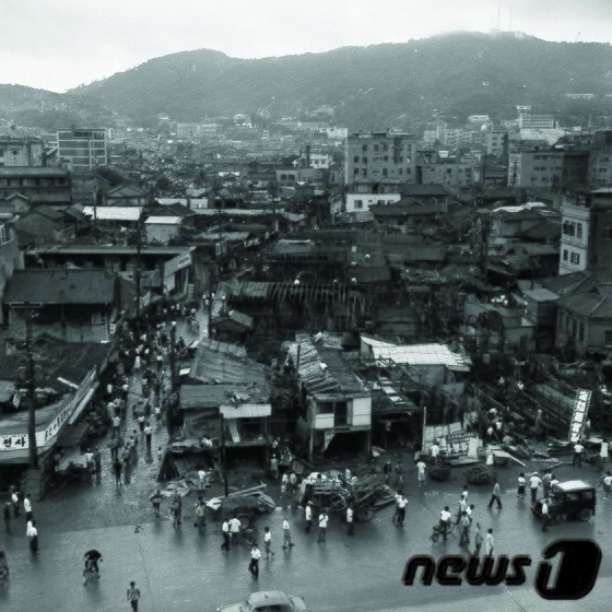 본문 이미지 - 1960년대 인현동 일대(서울시 제공). /뉴스1 ⓒ News1