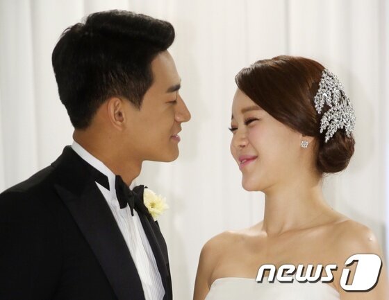 본문 이미지 - 백지영·정석원 부부 ⓒ News1