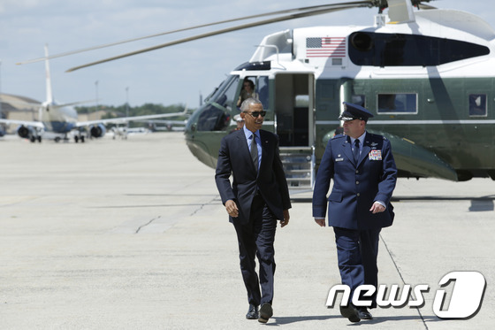 앤드류 공군기지에 도착한 버락 오바마 미국 대통령. ⓒAFP=뉴스1