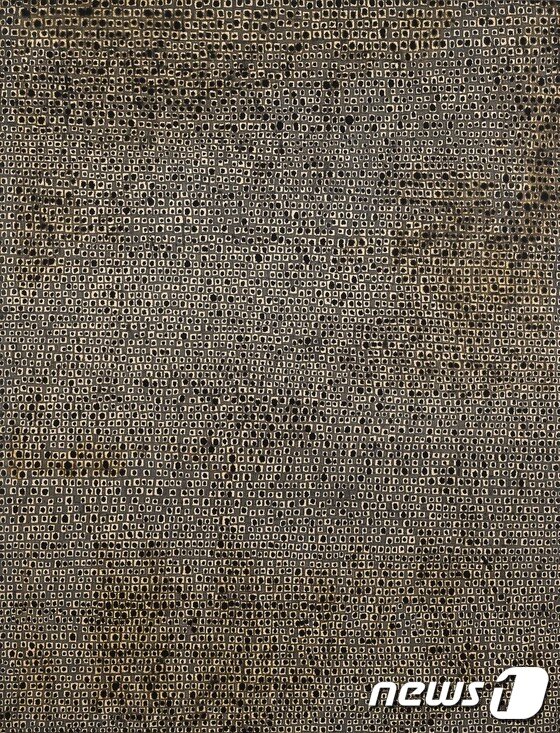 본문 이미지 - 낙찰액 2위를 차지한 김환기 '무제' ⓒ News1