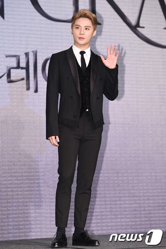 본문 이미지 - JYJ 김준수가 입대한다. ⓒ News1starDB