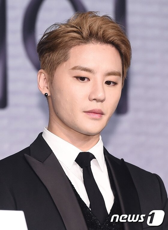 본문 이미지 - JYJ 김준수 측이 토스카나 호텔 매각 관련 입장을 밝혔다. ⓒ News1starDB