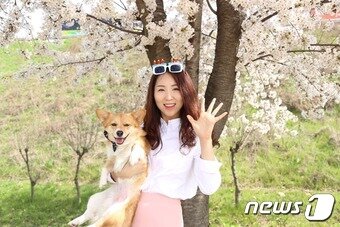 본문 이미지 - 점례 친구 &#39;은쌤&#39; 이은주씨.ⓒ News1