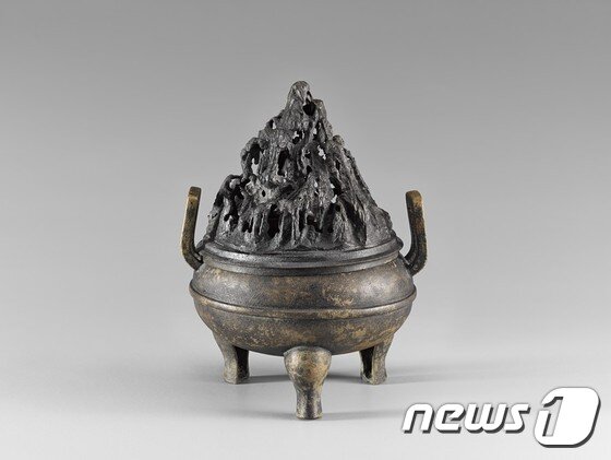 본문 이미지 - 청동 박산향로(사진=국립중앙박물관)
