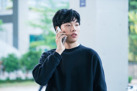 본문 이미지 - 류준열이 일러주는 남자친구 십계명이 화제다. ⓒ News1star / 화이브라더스