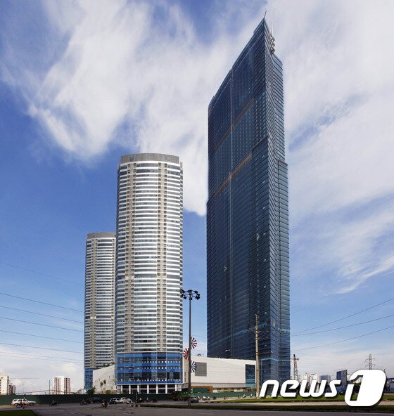 본문 이미지 - 미래에셋자산운용이 투자한 베트남 랜드마크72빌딩. ⓒ News1