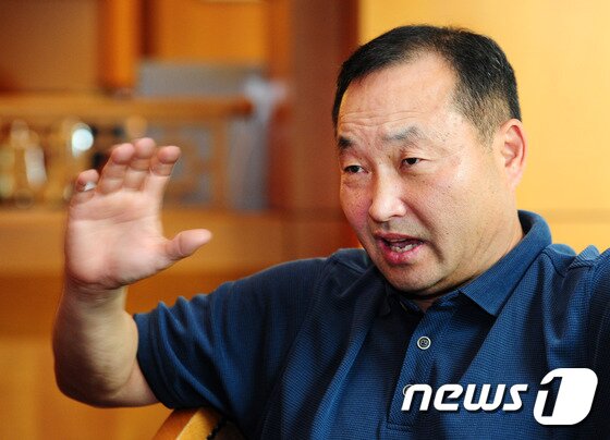 본문 이미지 - 김경원 미주태권도교육재단 이사장이 10일 전북 전주시 르윈호텔에서 인터뷰를 하고 있다.2016.8.10/뉴스1 ⓒ News1 문요한 기자